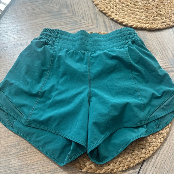 Lululemon Hott hotty shorts 6 - Picture 2 of 5